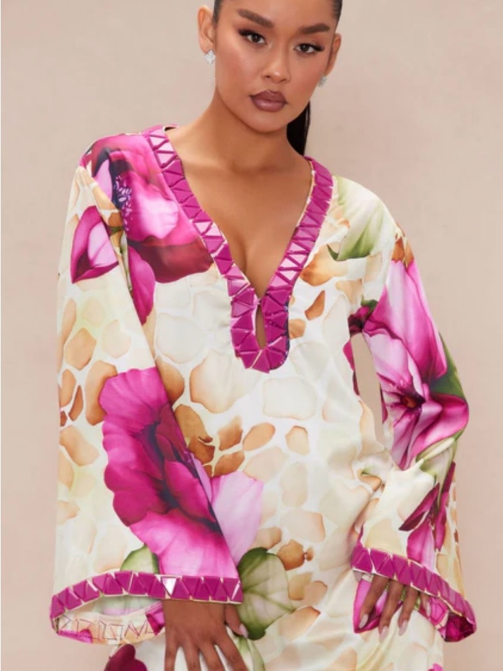 Floral V-Neck Maxi Dress in Pink and Cream - Picture 2 of 7